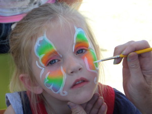 girl face painting 15